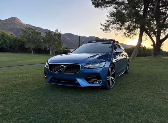 2019 Volvo V90 T5 R-Design