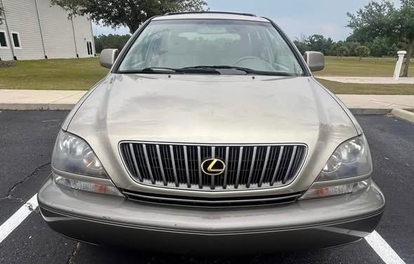 2000 Lexus RX 300 - Image 5