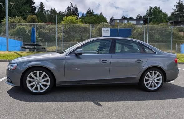 2013 Audi A4 2.0T Quattro Premium Plus - Image 8