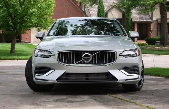 2019 Volvo S60 T8 E-AWD Registration
